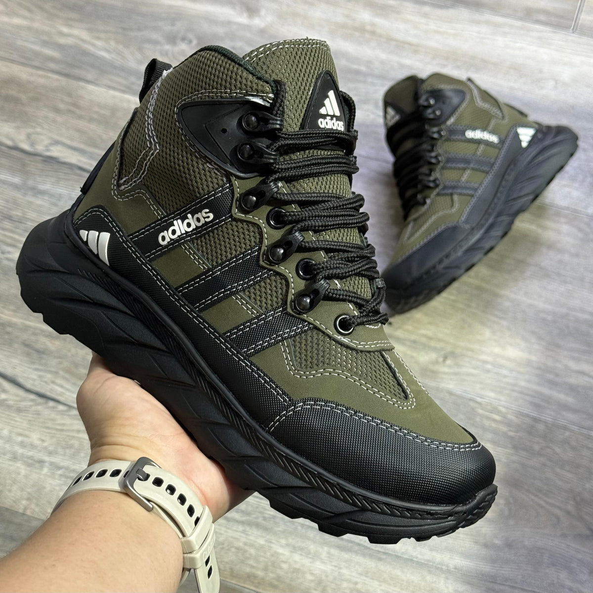 TITAN - 615